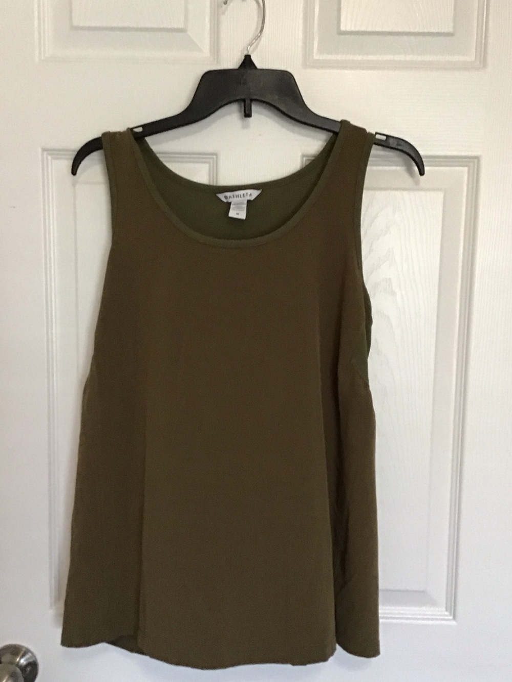 Athleta Olive Tank Top in Army Green